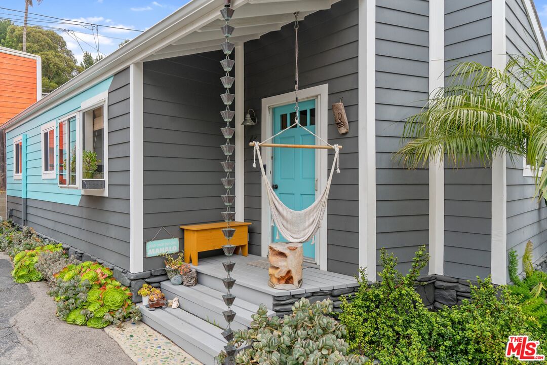 45 Paradise Cove Road Malibu, CA 90265 - Photo 2 of 35