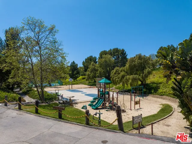 $1,450,000 | 45 Paradise Cove Road, Malibu, CA 90265