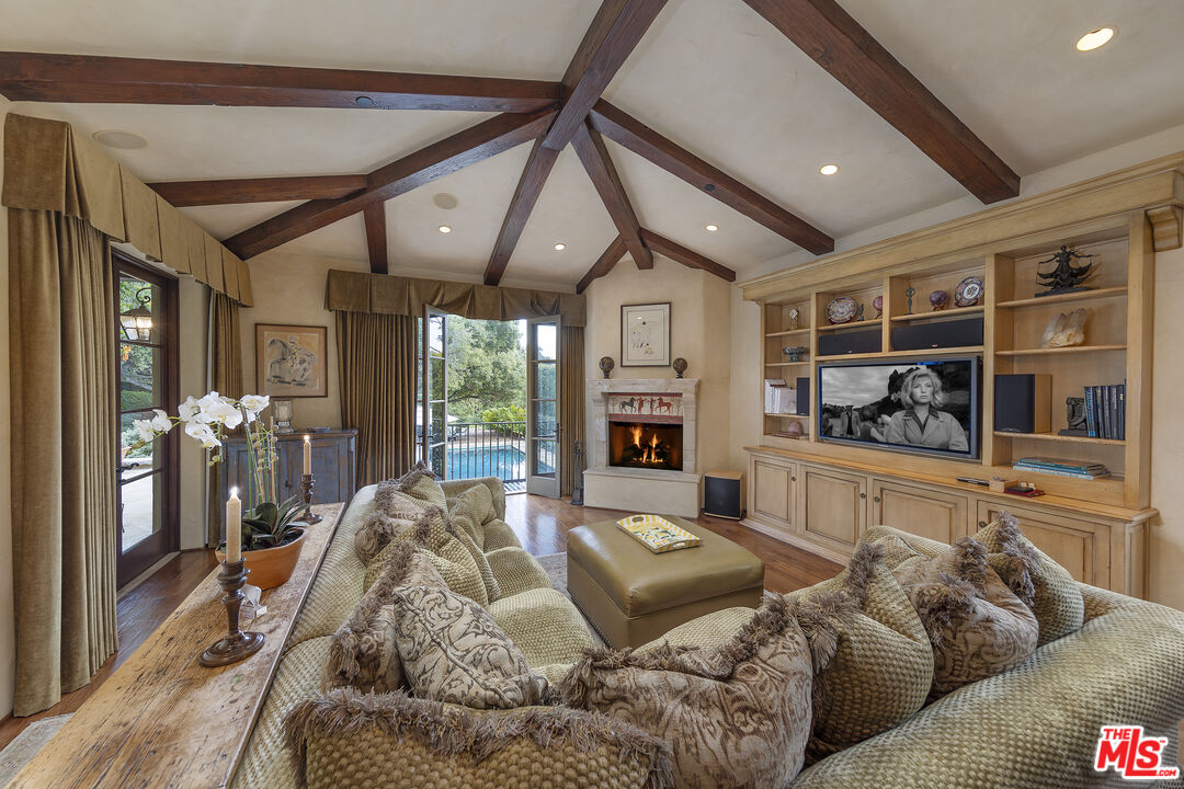1946 East Valley Road Montecito, CA 93108 - Photo 6 of 21 Gallery Image 6