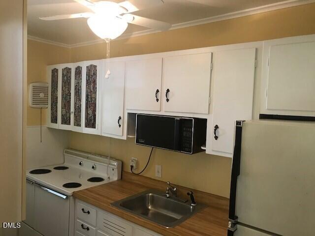 833 Daniels Street, Unit A Raleigh, NC 27605 - Photo 5 of 10 3