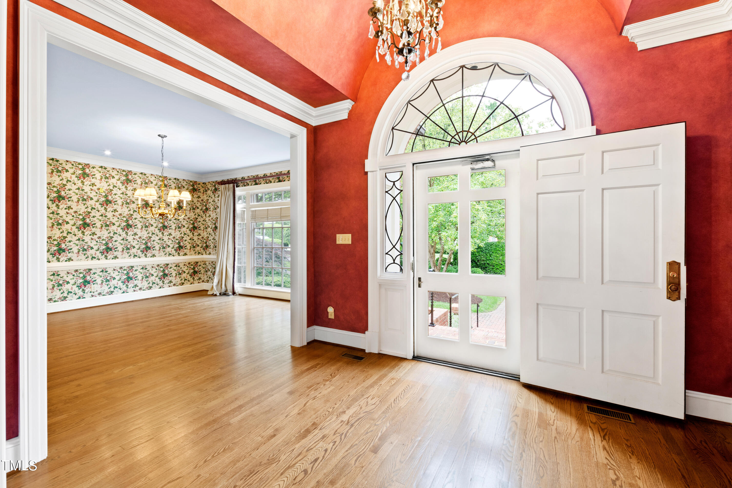 1904 Chase Court Raleigh, NC 27607 - Photo 4 of 68 Foyer