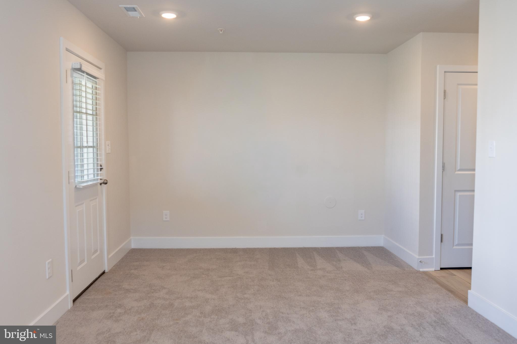 1807 Smith Is Road Windsor Mill, MD 21244 - Photo 8 of 28