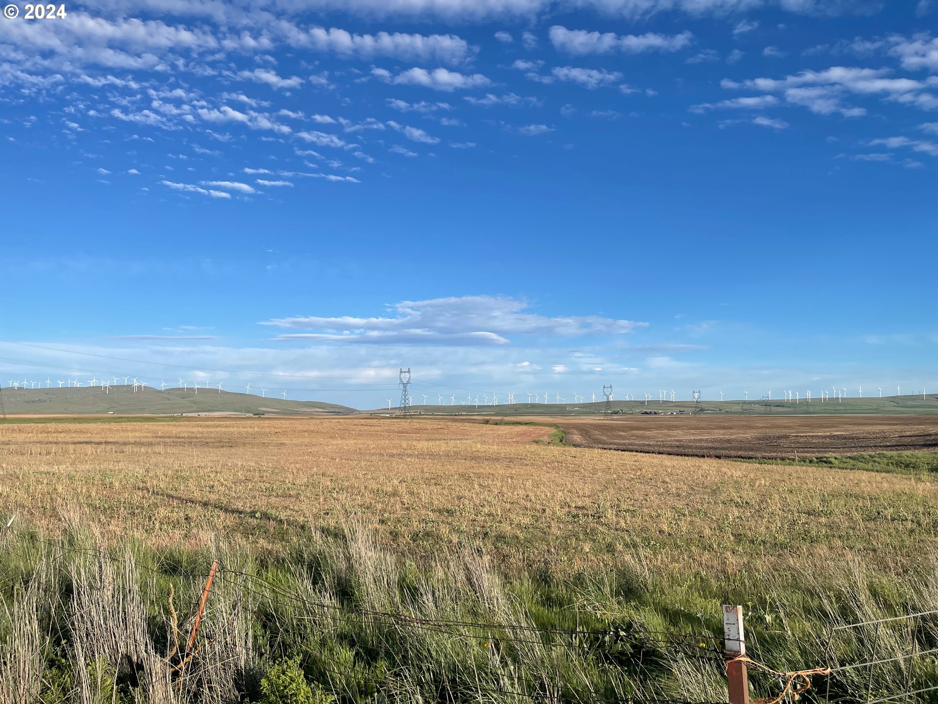 242 Van Hoy Road Goldendale, WA 98620 - Photo 39 of 44 a view of an ocean