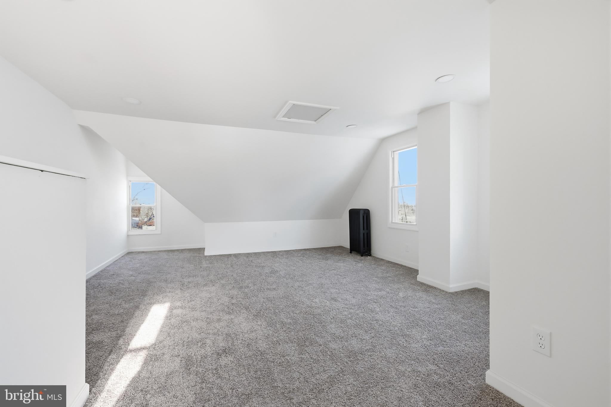 24 Maple Terrace Clifton Heights, PA 19018 - Photo 16 of 22