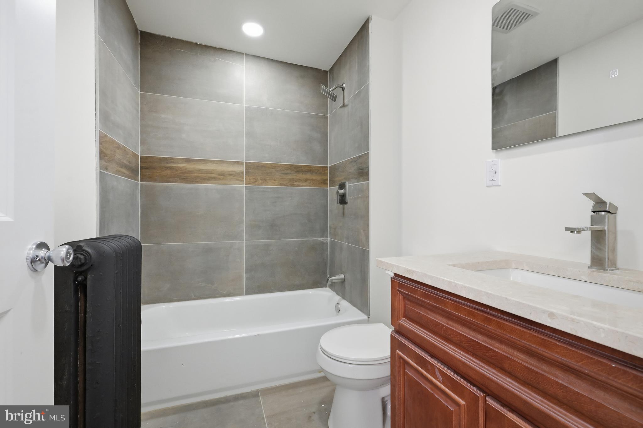 24 Maple Terrace Clifton Heights, PA 19018 - Photo 4 of 22