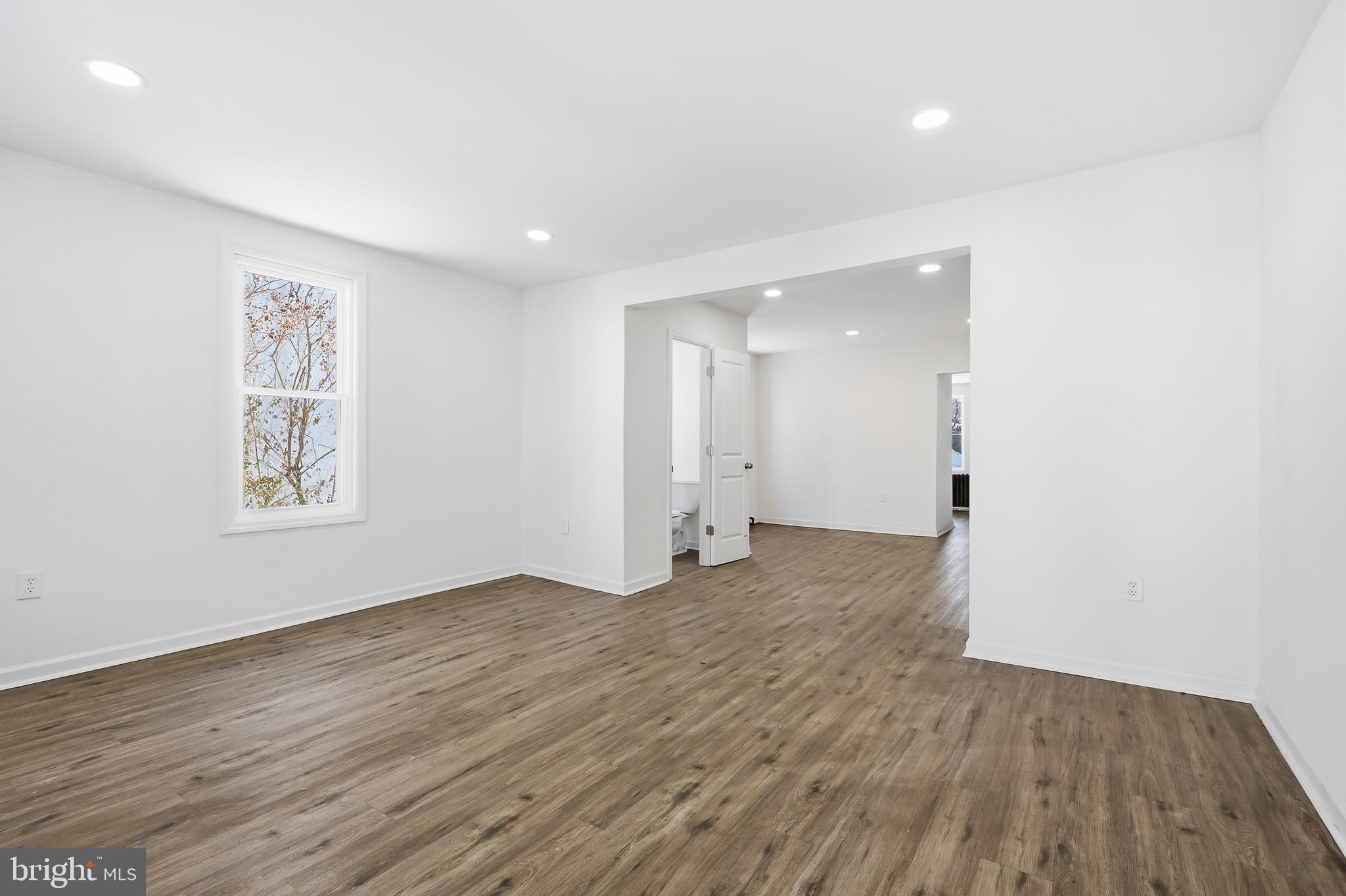 24 Maple Terrace Clifton Heights, PA 19018 - Photo 5 of 22