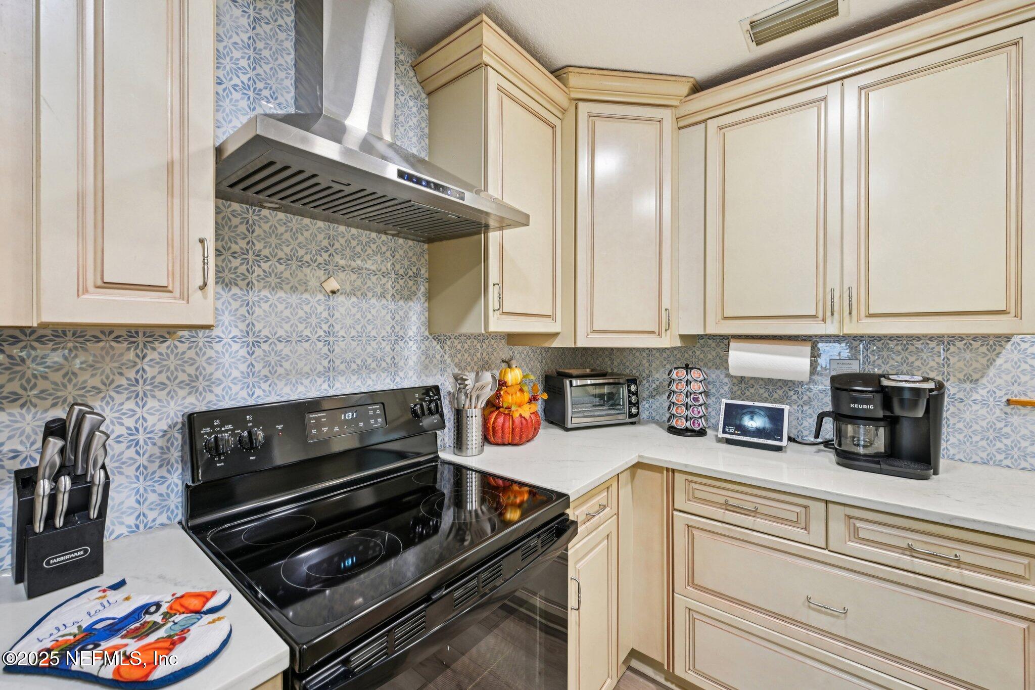 1265 Whispering Pines Road St. Johns, FL 32259 - Photo 19 of 49 Kitchen