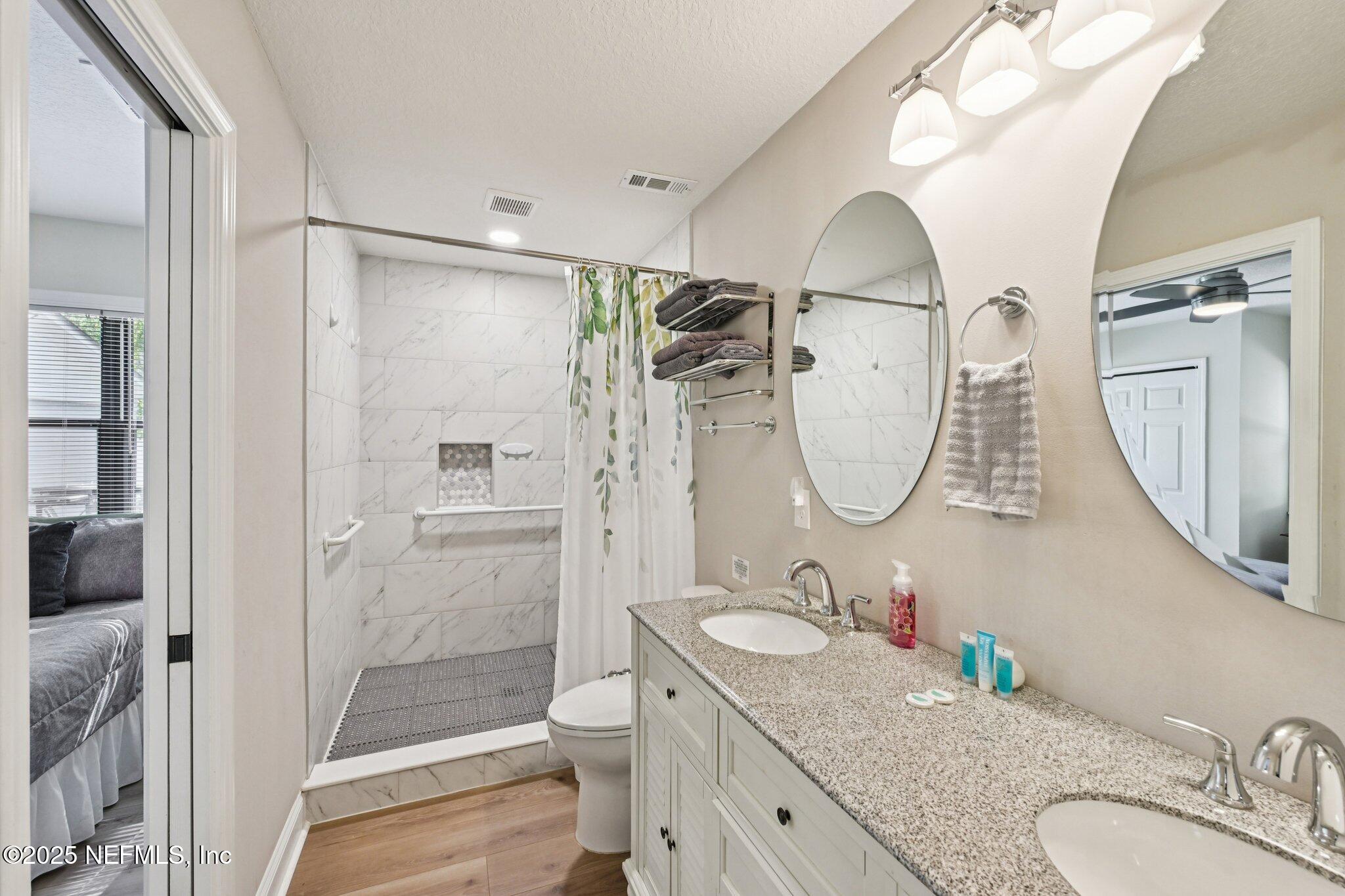 1265 Whispering Pines Road St. Johns, FL 32259 - Photo 23 of 49 Master Bathroom