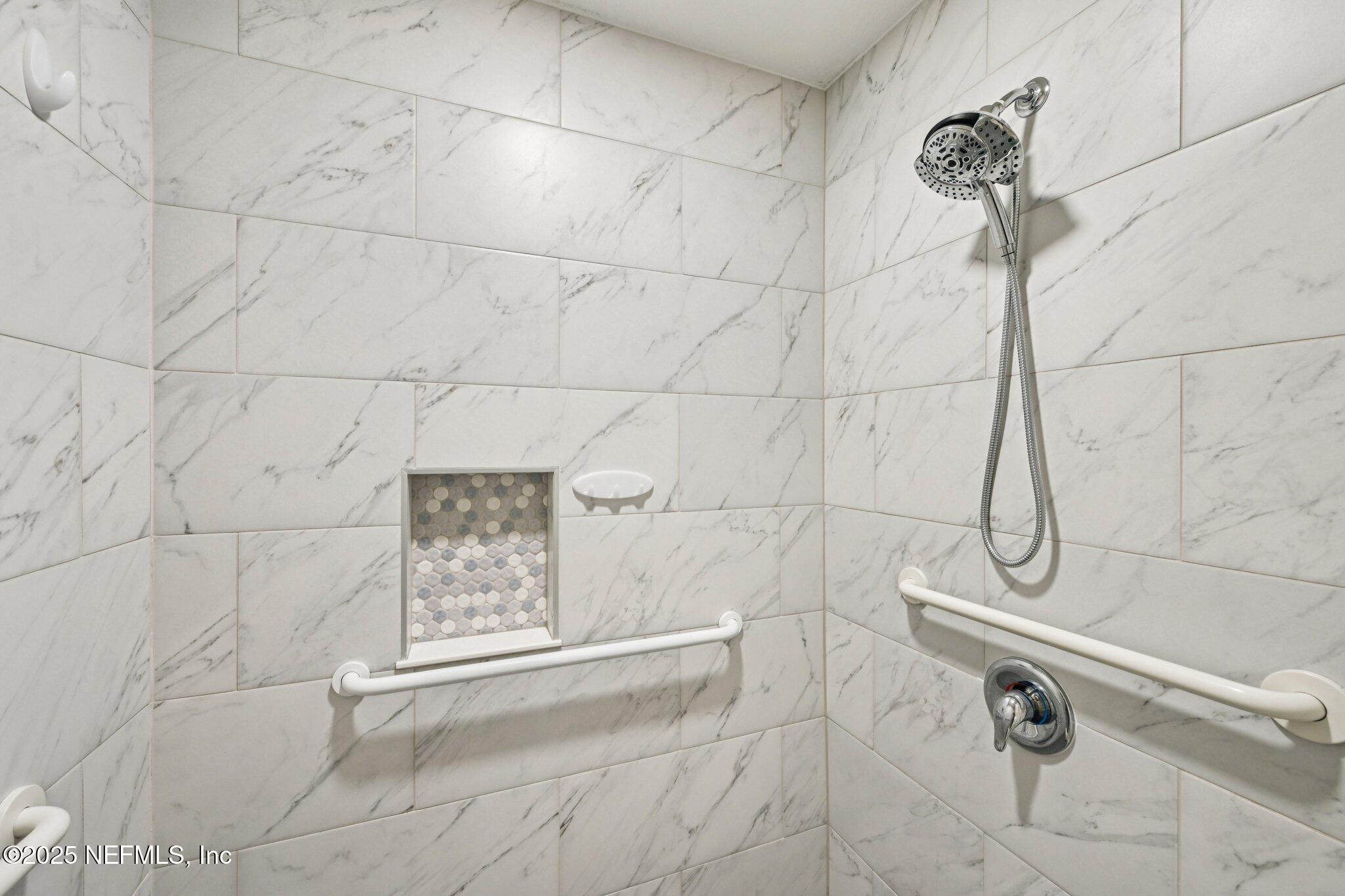 1265 Whispering Pines Road St. Johns, FL 32259 - Photo 24 of 49 Master Bathroom