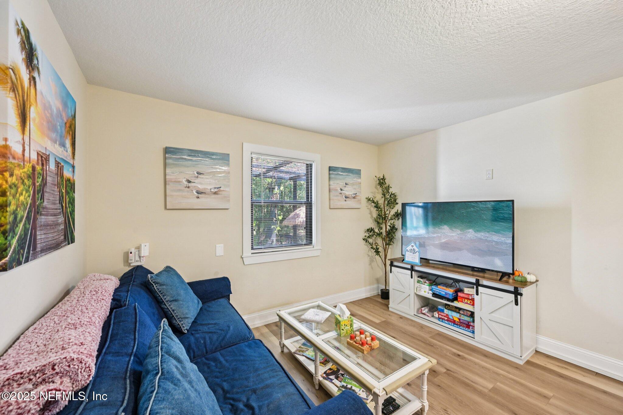 1265 Whispering Pines Road St. Johns, FL 32259 - Photo 9 of 49 Living Room