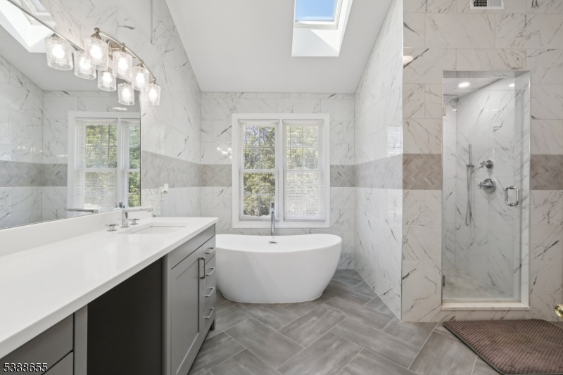 118 Junction Road Hampton, NJ 08827 - Photo 5 of 50 Gallery Image 5