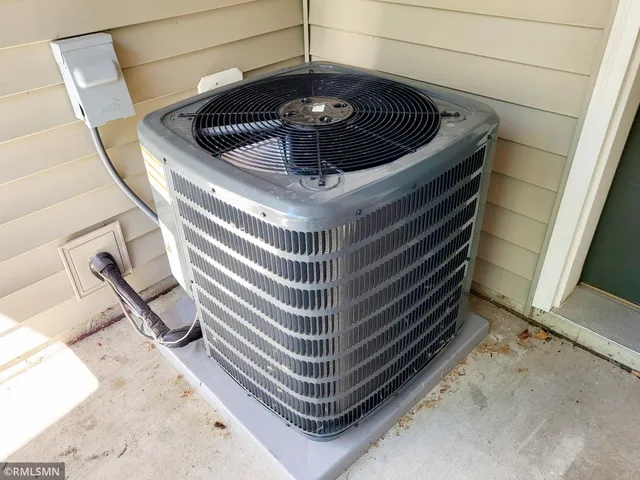 $279,900 | 4980 Garland Court North, Unit G, Plymouth, MN 55446