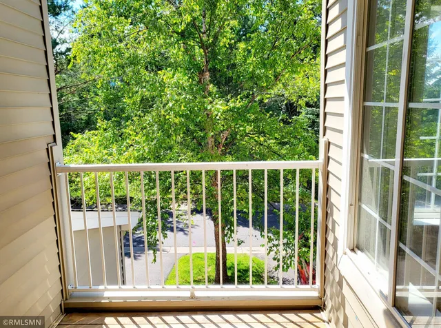 $279,900 | 4980 Garland Court North, Unit G, Plymouth, MN 55446