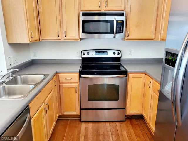 $279,900 | 4980 Garland Court North, Unit G, Plymouth, MN 55446