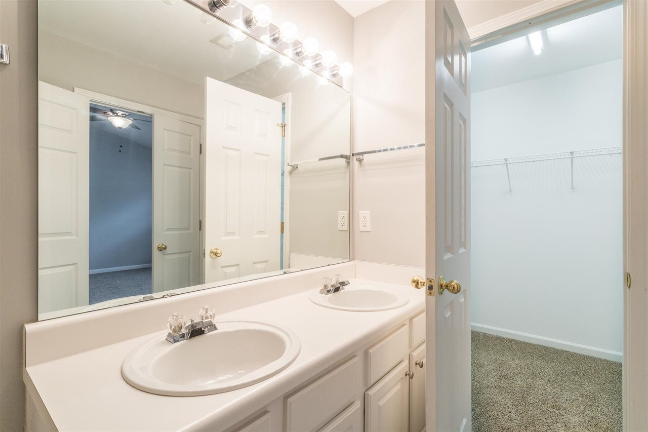 5221 Echo Ridge Road Raleigh, NC 27612 - Photo 23 of 28 Photo 23