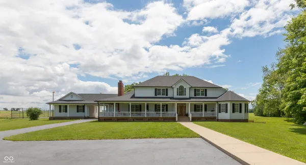 $2,400,000 | 3917 North 525 West, Boggstown, IN 46110