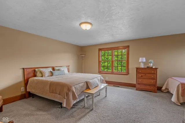 $2,400,000 | 3917 North 525 West, Boggstown, IN 46110