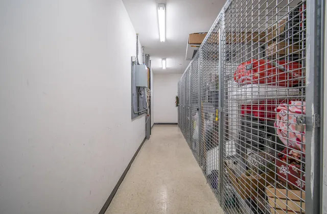 $236,900 | 1550 East Royall Place, Unit 511, Milwaukee, WI 53202