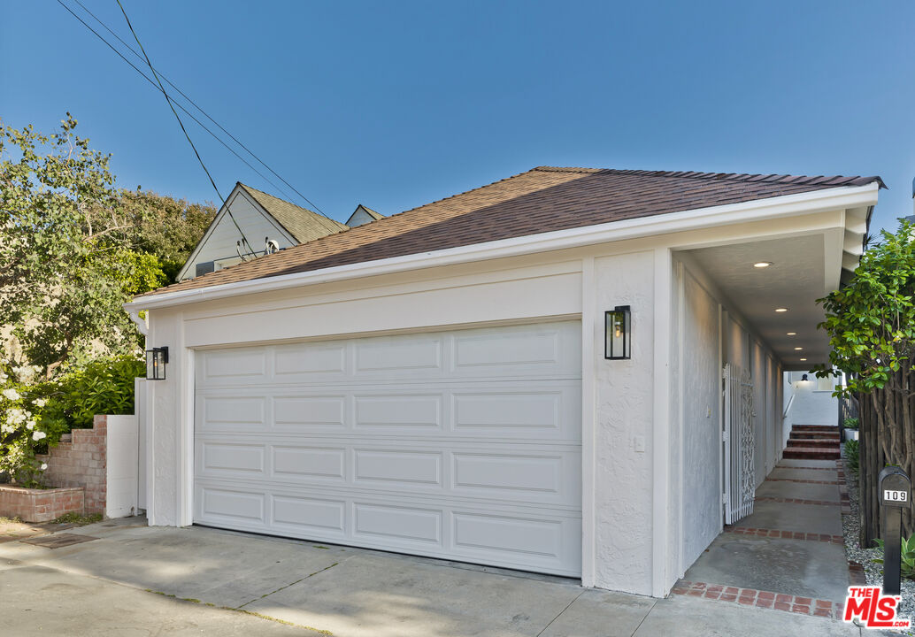 23350 Malibu Colony Road, Unit 109 Malibu, CA 90265 - Photo 32 of 61