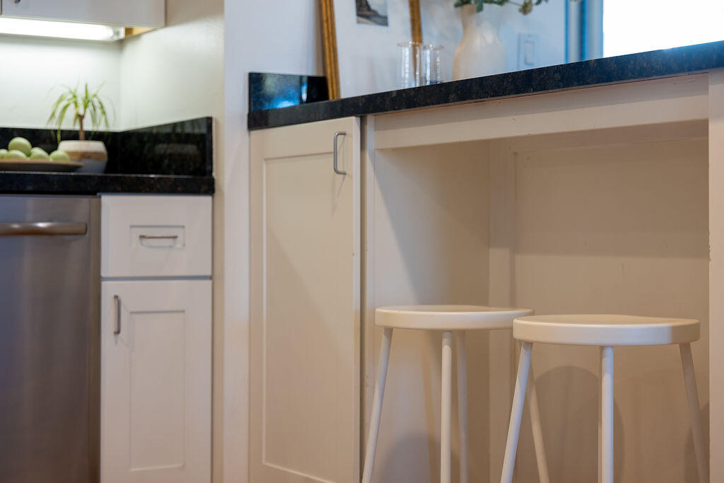 635 Elm Avenue, Unit 1 Carpinteria, CA 93013 - Photo 21 of 36 635Elm_0221