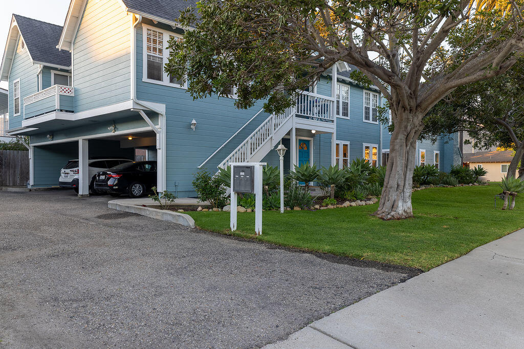 635 Elm Avenue, Unit 1 Carpinteria, CA 93013 - Photo 26 of 36 635Elm_0289