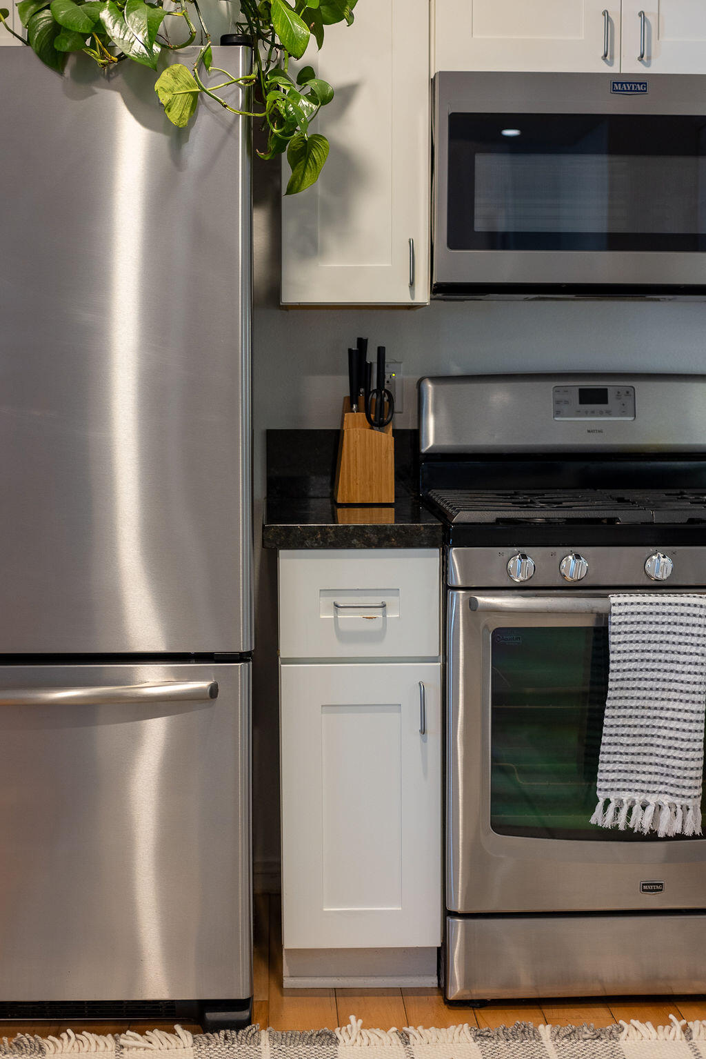 635 Elm Avenue, Unit 1 Carpinteria, CA 93013 - Photo 4 of 36 635Elm_0204