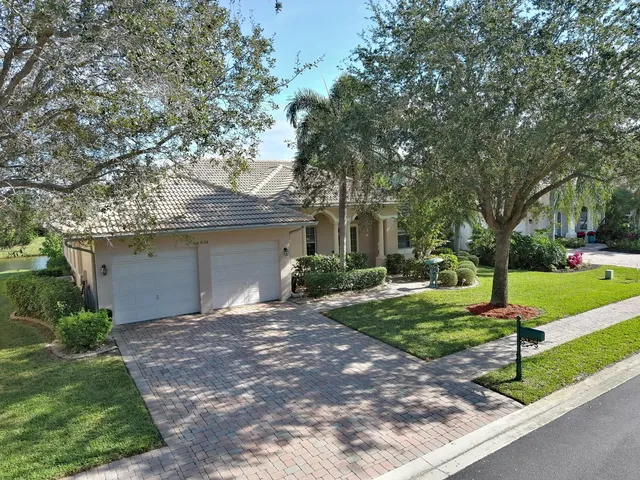 $499,900 | 6124 57th Court, Vero Beach, FL 32967