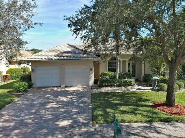 $499,900 | 6124 57th Court, Vero Beach, FL 32967