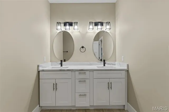 $3,250 | 5424 Delmar Boulevard, St. Louis, MO 63112