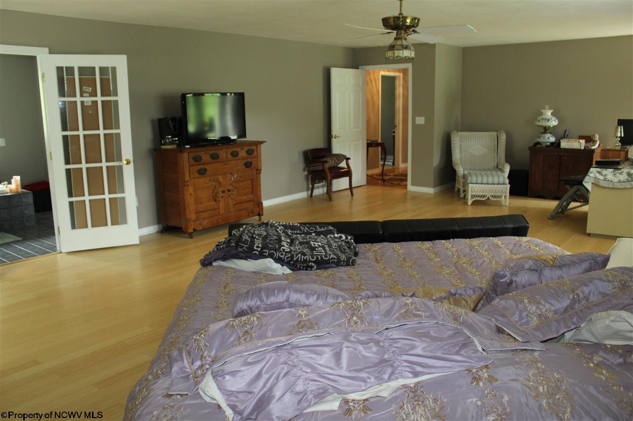 329 Sycamore Fork Road Wallace, WV 26448 - Photo 11 of 19 Gallery Image 11