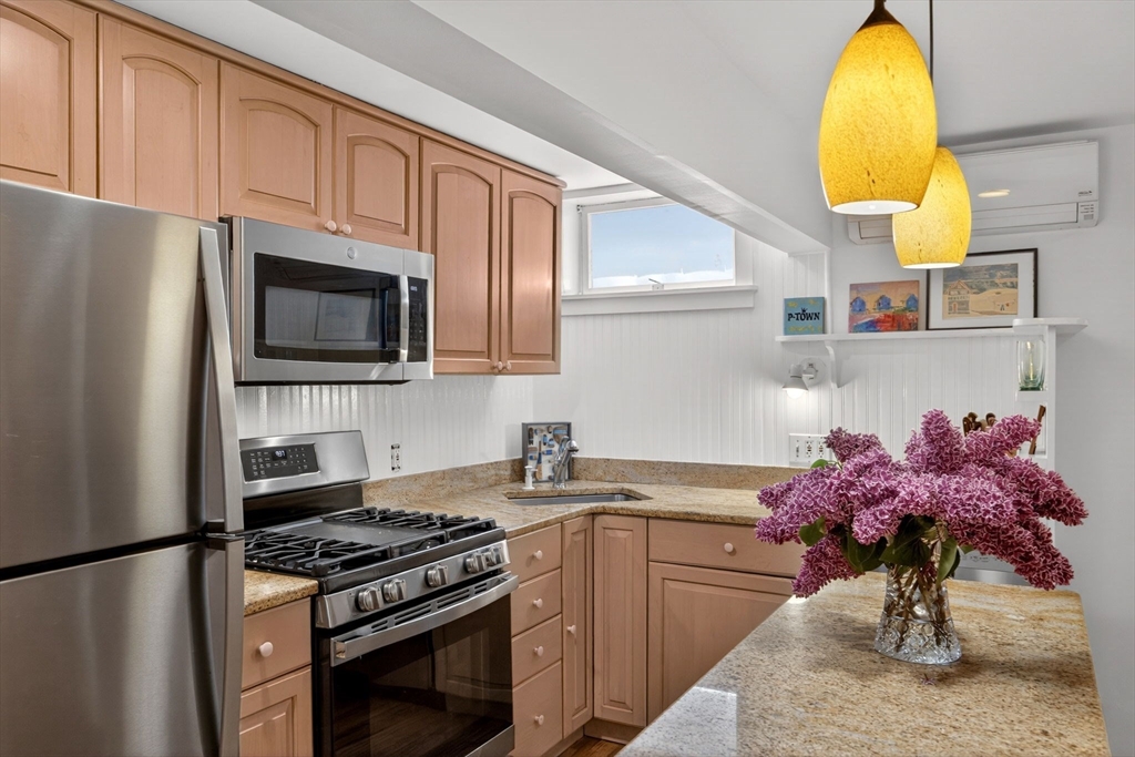 7 Miller Hill Road, Unit 1 Provincetown, MA 02657 - Photo 8 of 42