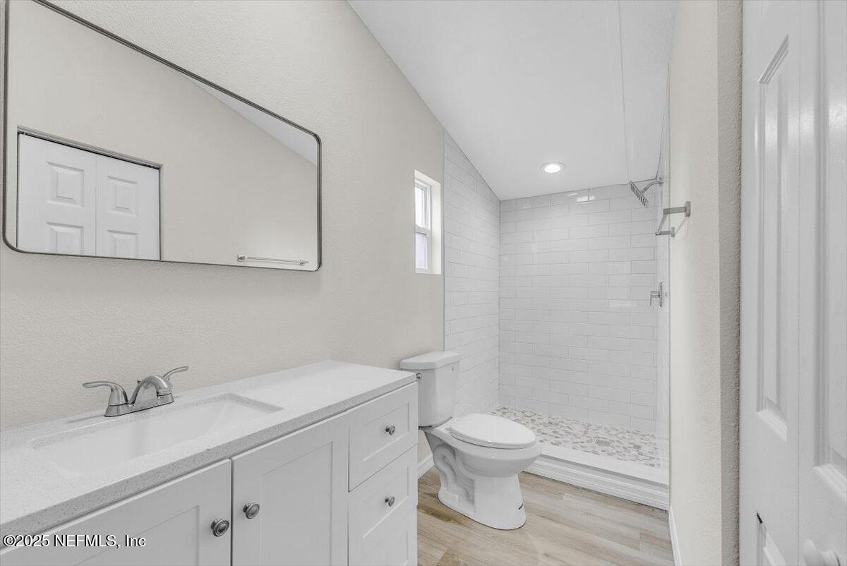 1915 Gentlebreeze Road Middleburg, FL 32068 - Photo 19 of 46 24-1915_Gentlebreeze_Rd_Middleburg-HDR-2