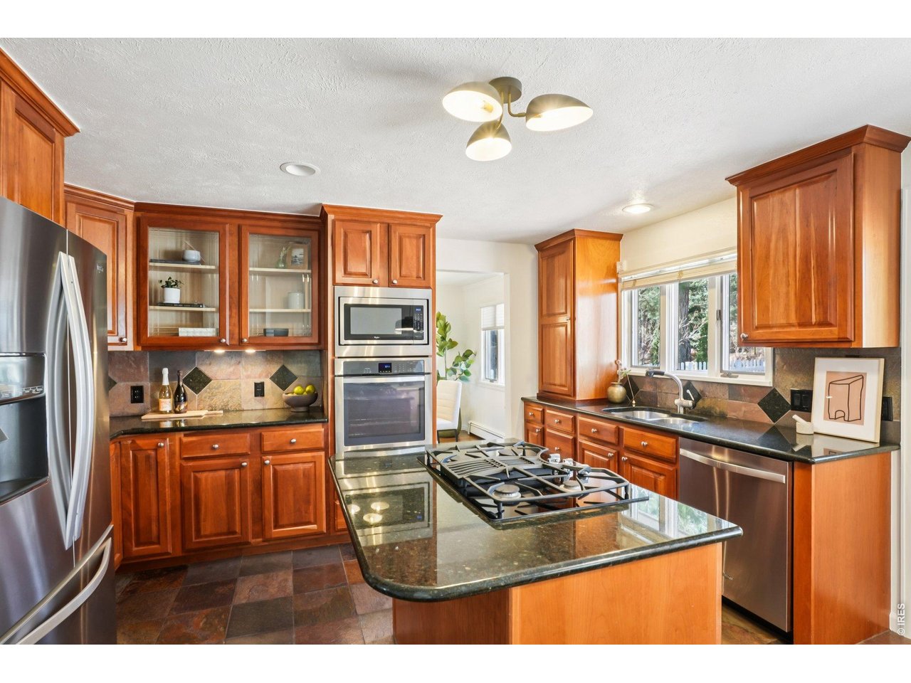 2610 Iliff Street Boulder, CO 80305 - Photo 14 of 50 Granite counters
