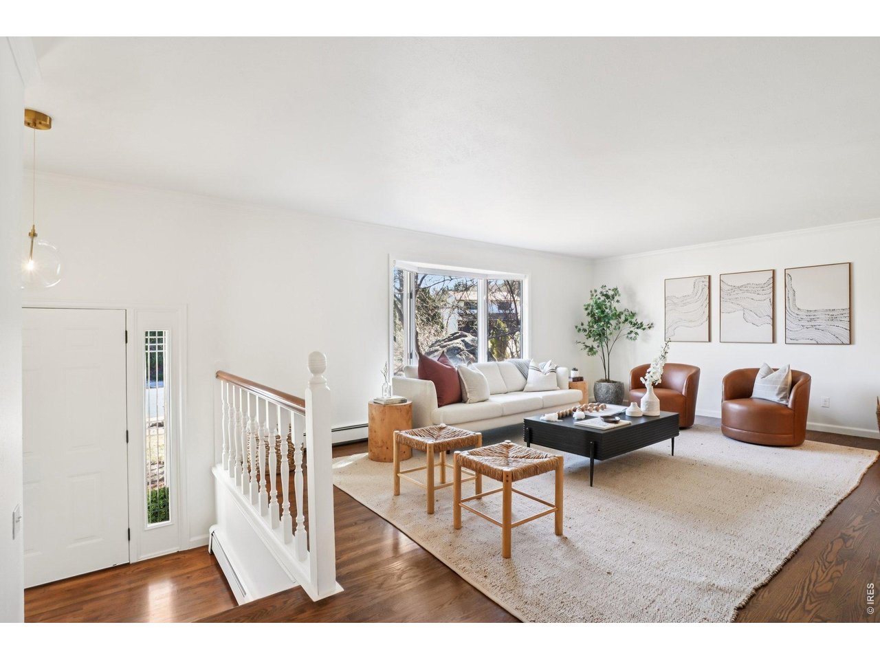 2610 Iliff Street Boulder, CO 80305 - Photo 4 of 50 Spacious living room