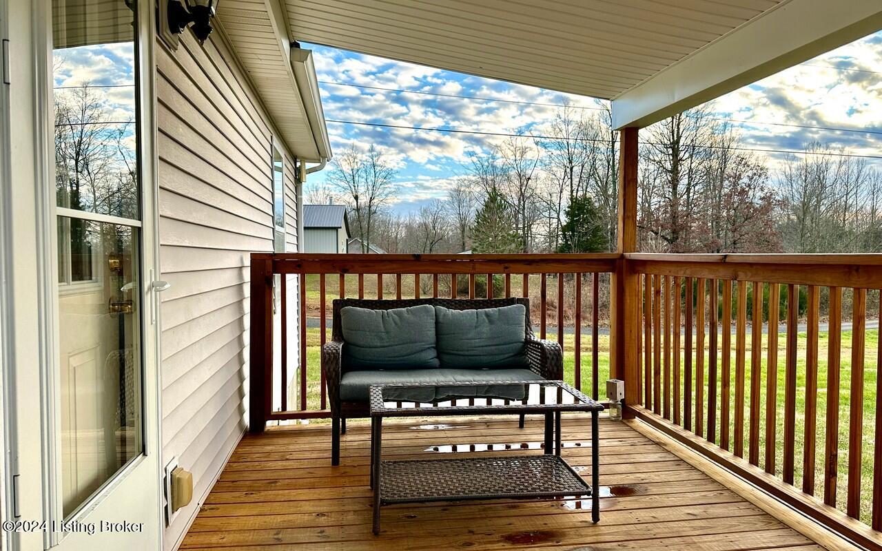 559 Grant Road Leitchfield, KY 42754 - Photo 54 of 57 Deck 16' x 8'