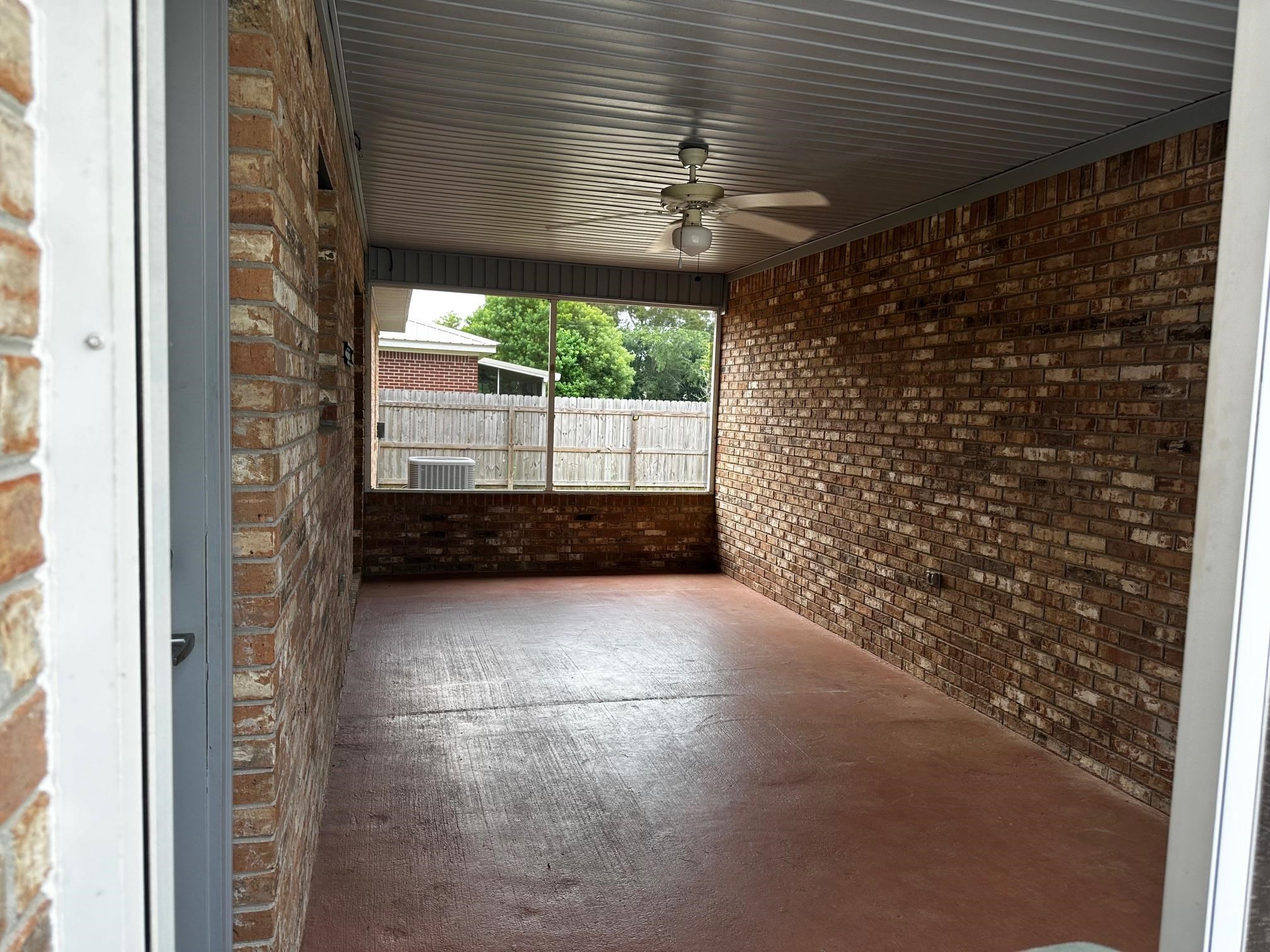 506 Ariel Avenue Foley, AL 36535 - Photo 37 of 48 Screend Porch