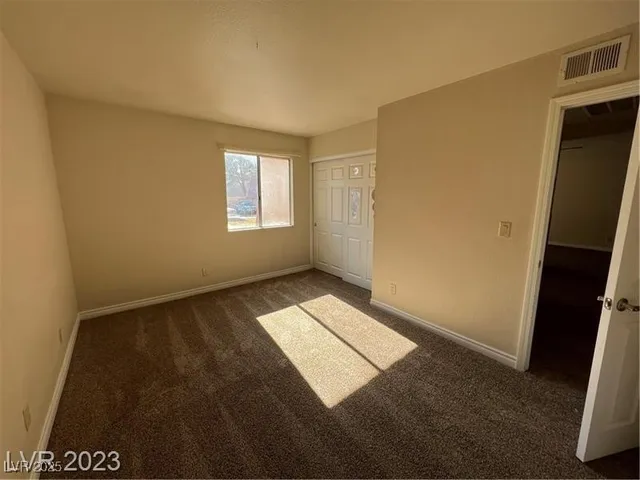 $1,000 | 5295 Indian River Drive, Unit 316, Las Vegas, NV 89103