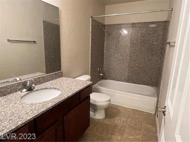 $1,000 | 5295 Indian River Drive, Unit 316, Las Vegas, NV 89103