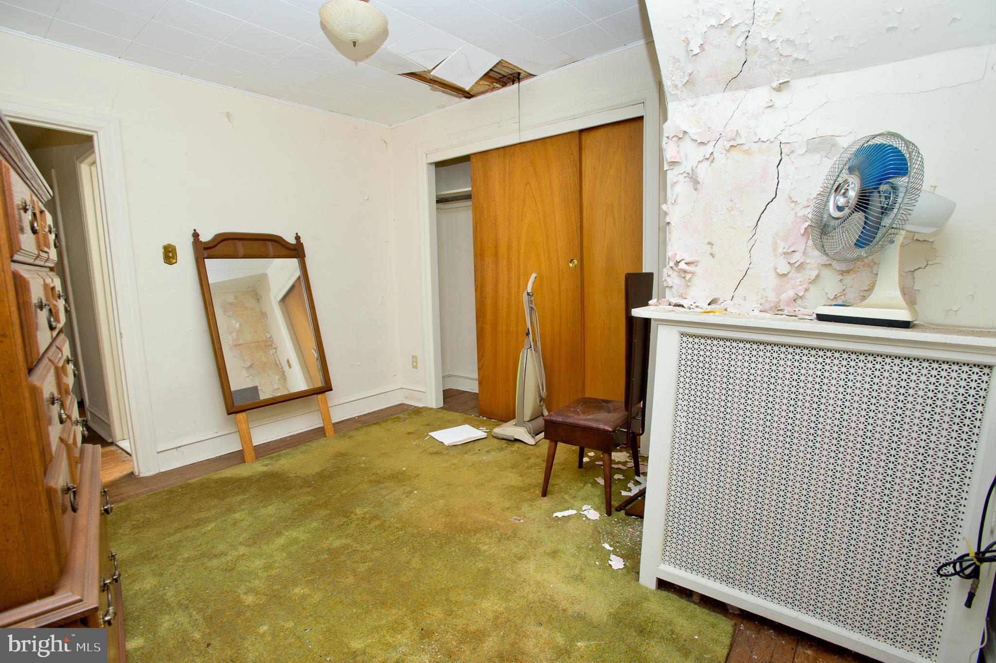 97 Houston Road Lansdowne, PA 19050 - Photo 12 of 20 Main Bedroom