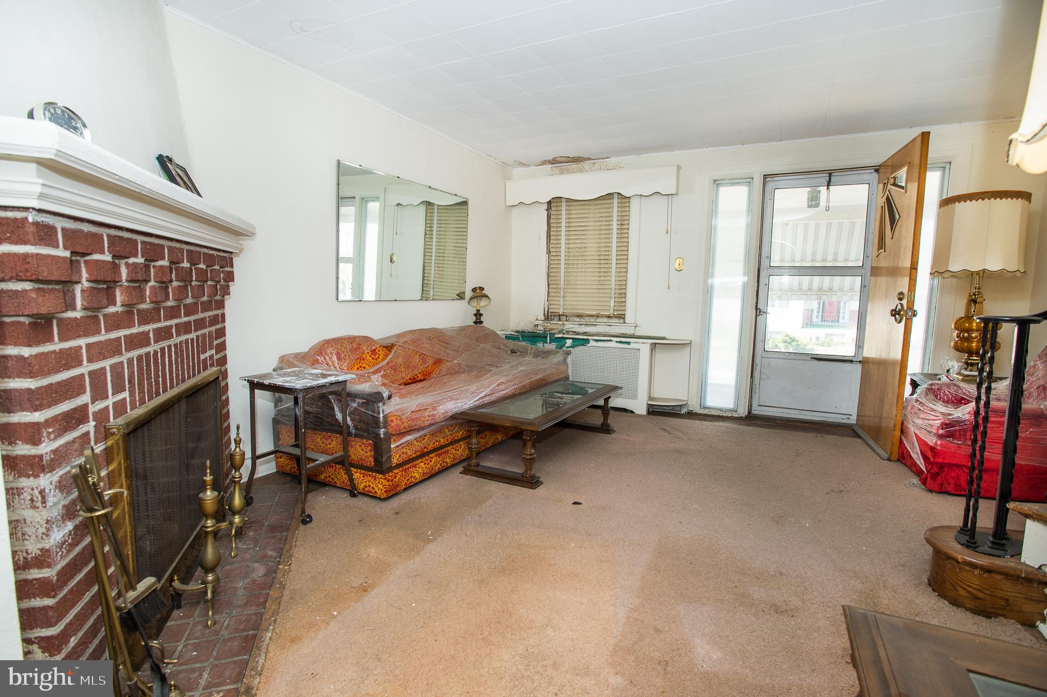 97 Houston Road Lansdowne, PA 19050 - Photo 4 of 20 Living Room