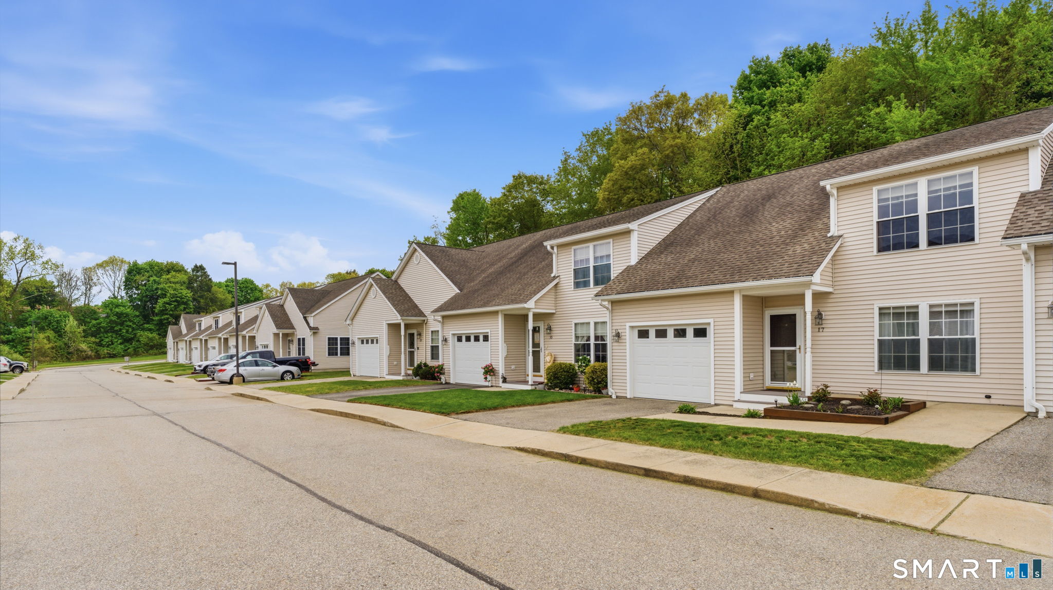 17 Cross Creek Road, Unit 17 Plainfield, CT 06374 - Photo 2 of 31