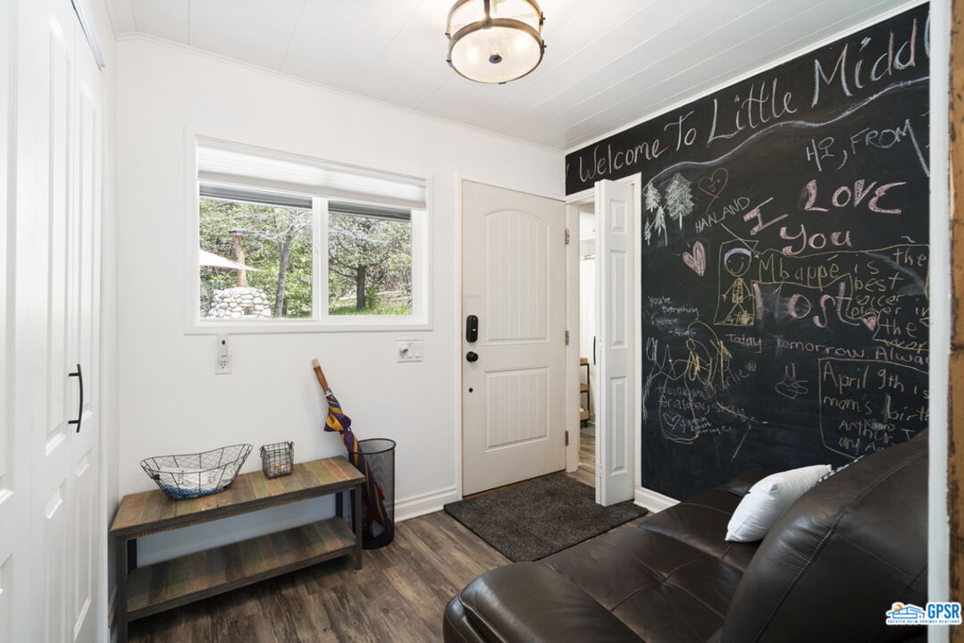 53455 Middleridge Drive Idyllwild, CA 92549 - Photo 8 of 32