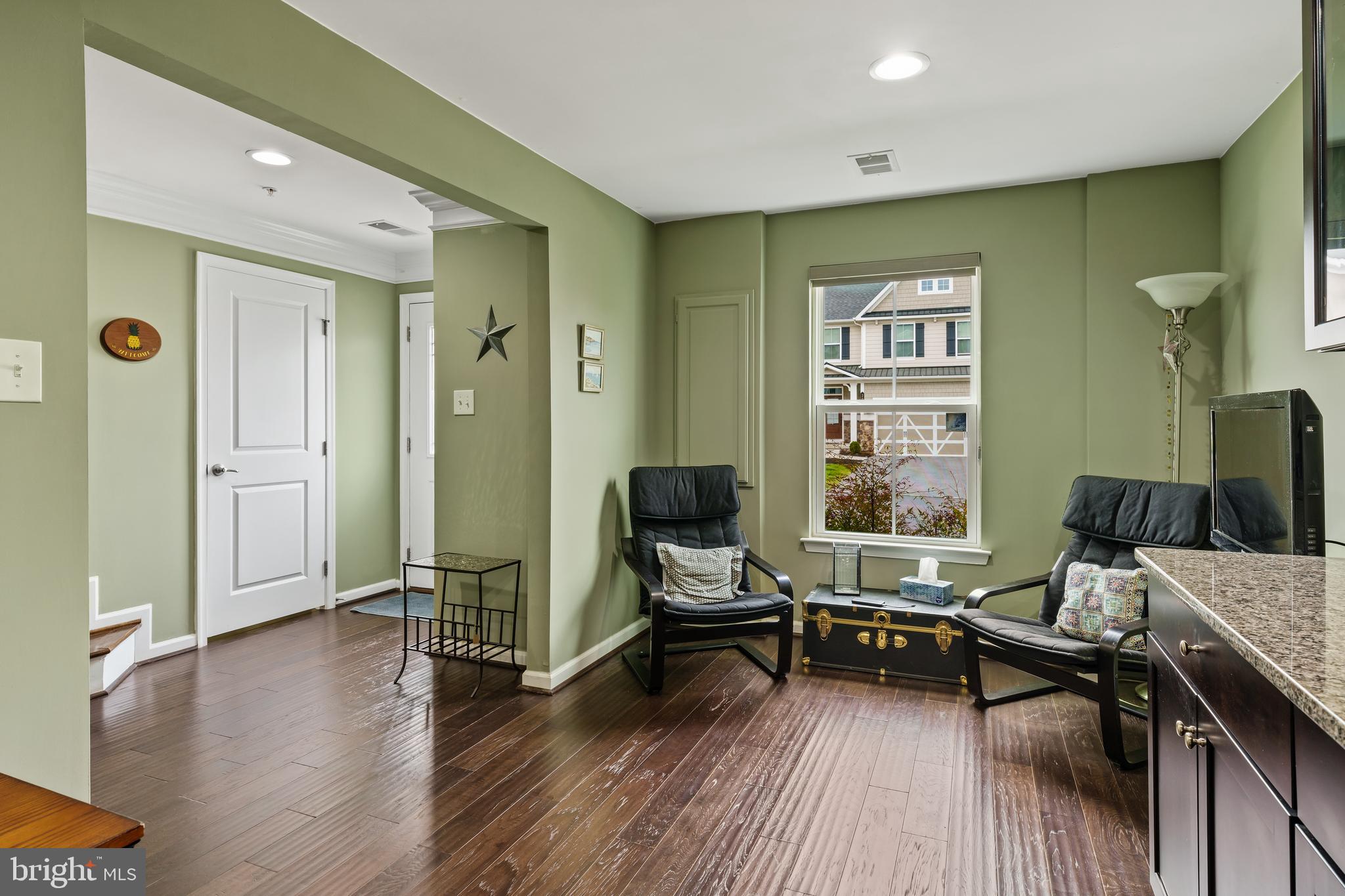 207 Quarry Point Road Malvern, PA 19355 - Photo 10 of 42 wet bar/office