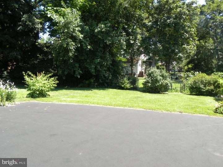204 Rutledge Avenue Rutledge, PA 19070 - Photo 25 of 25 View in Back