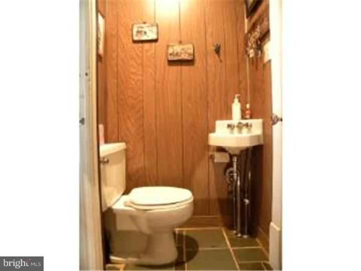 204 Rutledge Avenue Rutledge, PA 19070 - Photo 8 of 25 Half Bath