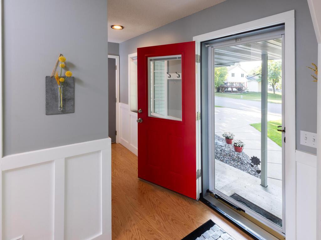 514 Terrace Road Northwest St. Michael, MN 55376 - Photo 4 of 45 Gallery Image 4