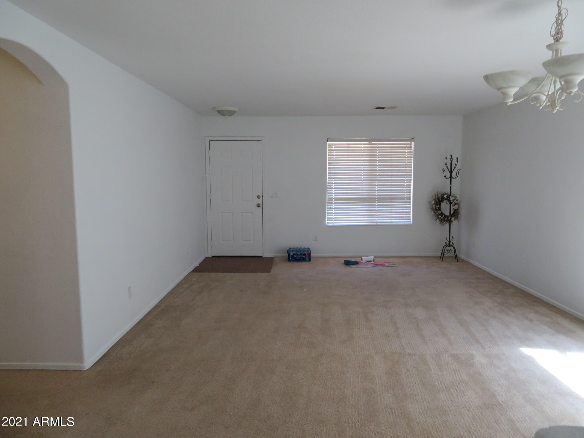 45573 West Ranch Road Maricopa, AZ 85139 - Photo 3 of 14 45573 009 - Copy