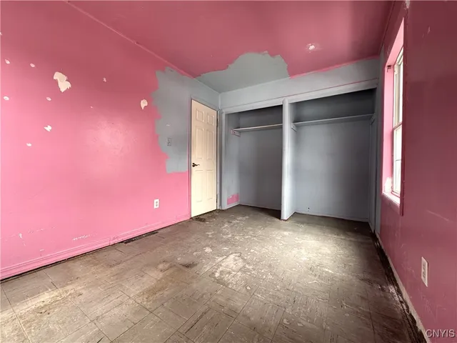 $169,900 | 510 Deerwood Road, Utica, NY 13502