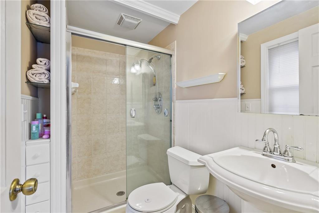 1393 Washington Road Pittsburgh, PA 15228 - Photo 12 of 25 Gallery Image 12