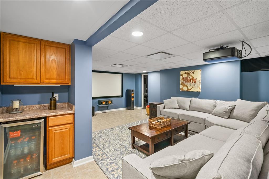 1393 Washington Road Pittsburgh, PA 15228 - Photo 20 of 25 Gallery Image 20